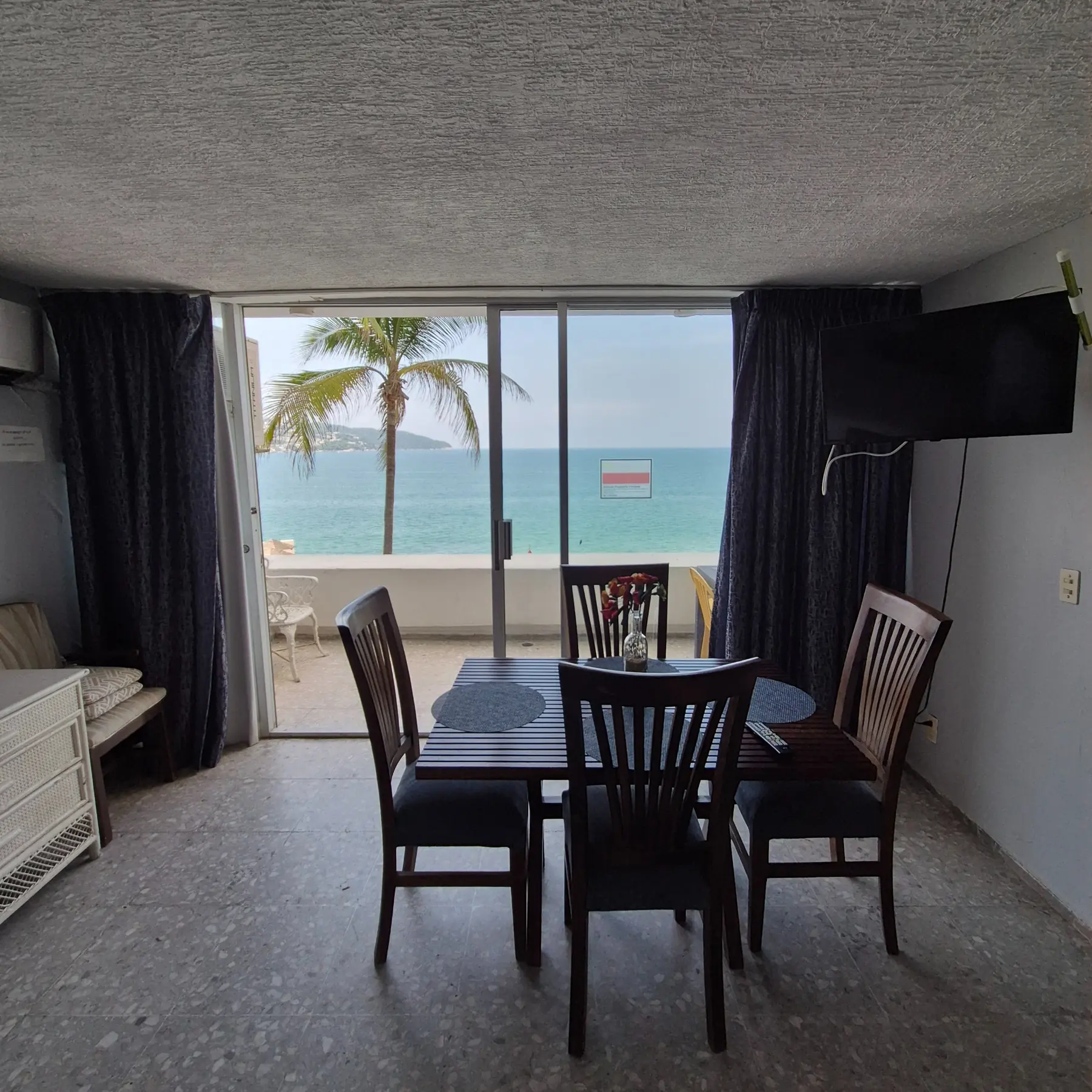 Planta Baja, loft vacacional en Condominio Torres Gemelas, Acapulco — fotografía 2